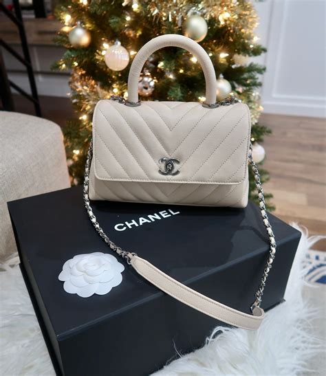 chanel top handle bag outfit